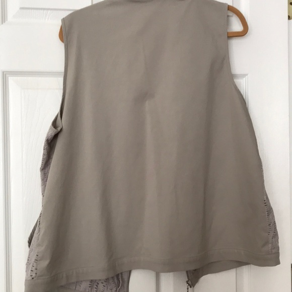 Vest and Pants - Picture 2 of 4